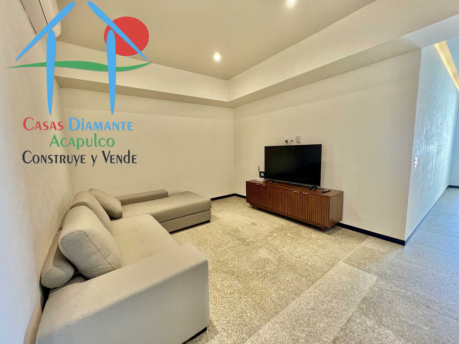 Ocean Front 603 - Sala de televisión 3